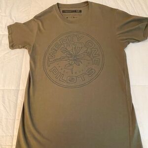 Twenty One Pilots Men’s Medium Sahio Folina Tour Army Green T-shirt